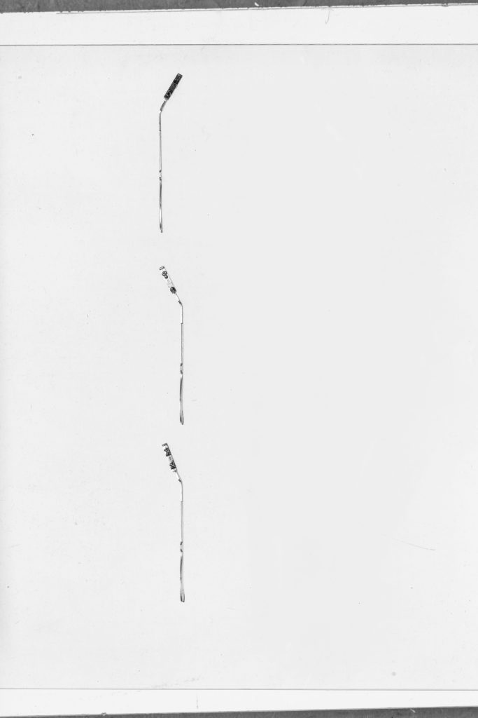 Andrzej Steinbach, Dd ?, Kk, aus der Serie: Disassembling a Typewriter, 2022, Fine Art Print, 90 x 60 cm © 2022 VG Bild-Kunst, Bonn