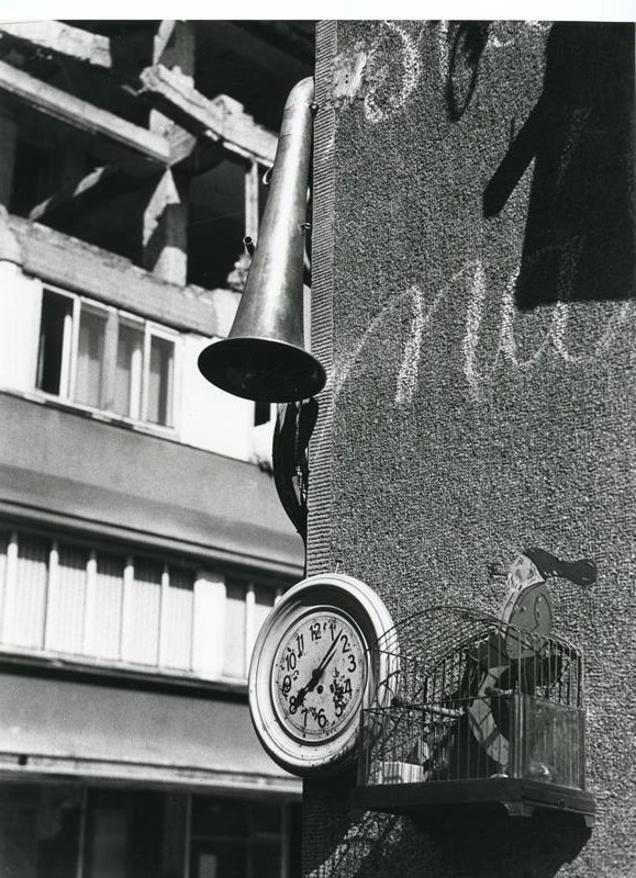 Vilém Reichmann, Bombardon, 1946, aus dem Zyklus Raněné město, Moravská galerie, Brno © Miroslav Myška